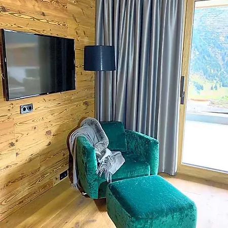 Skilodge Oberlech 4*