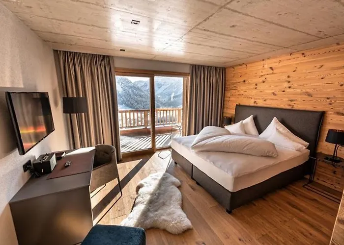 Skilodge Oberlech